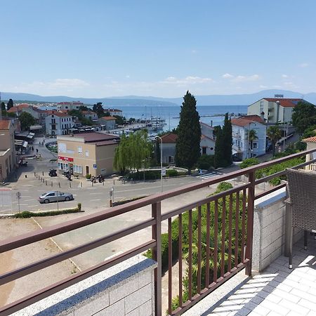 Apartments Matuc Malinska Quarto foto